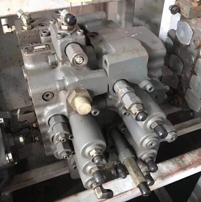 EC140B Assy katup kontrol hidraulik untuk suku cadang excavator UX22-151 VOE 14514858 Distributor Pasokan