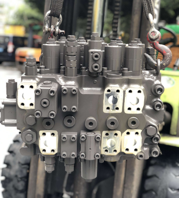 EC220D EC235D Assy katup kontrol hidrolik untuk suku cadang excavator 14615304 14615305 14644911 Distributor Pasokan