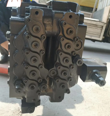 Katup Kontrol Hidraulik HD820 Assy untuk Distributor Suku Cadang Ekskavator Kato OEM
